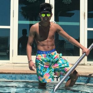 Meet your Posher, Jasper